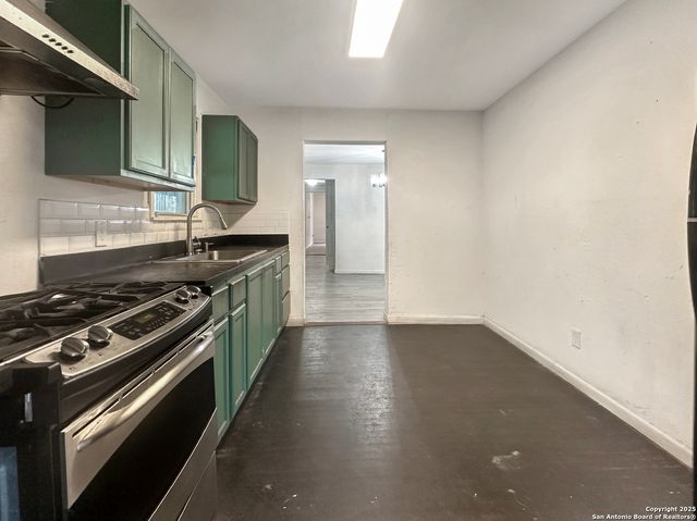 307 Muegge, San Antonio, TX 78202