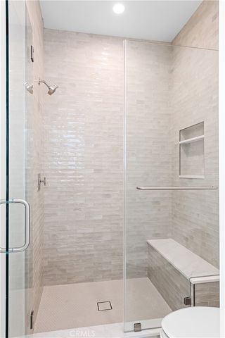 1525 10th, Manhattan Beach, CA 90266