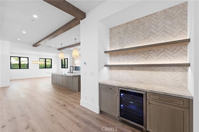 1525 10th, Manhattan Beach, CA 90266