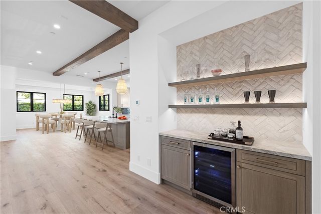 1525 10th, Manhattan Beach, CA 90266