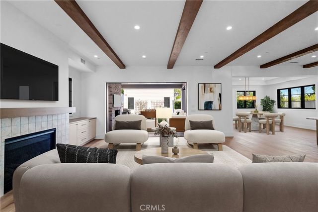 1525 10th, Manhattan Beach, CA 90266