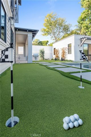 1525 10th, Manhattan Beach, CA 90266