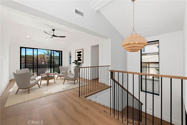 1525 10th, Manhattan Beach, CA 90266