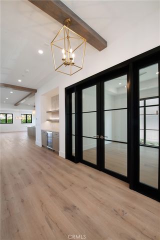 1525 10th, Manhattan Beach, CA 90266