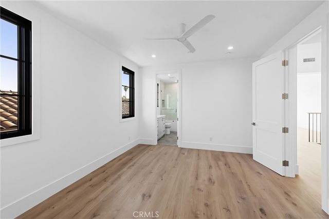 1525 10th, Manhattan Beach, CA 90266