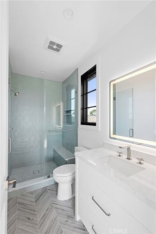 1525 10th, Manhattan Beach, CA 90266