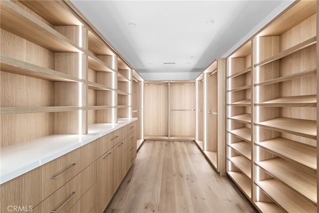 1525 10th, Manhattan Beach, CA 90266