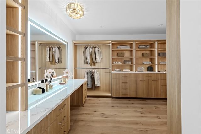 1525 10th, Manhattan Beach, CA 90266