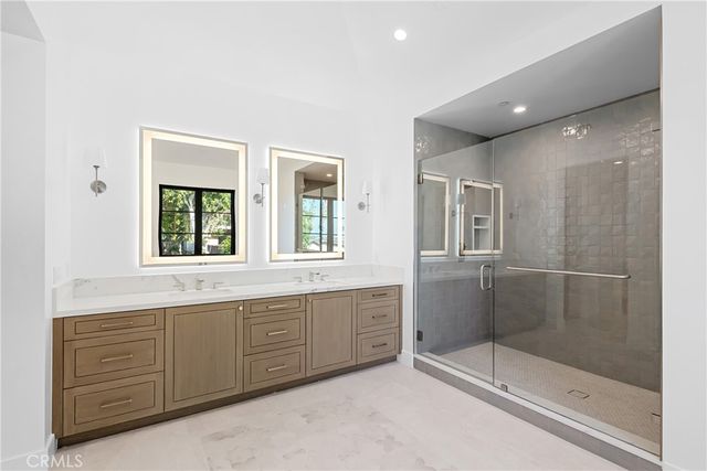 1525 10th, Manhattan Beach, CA 90266