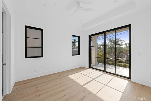 1525 10th, Manhattan Beach, CA 90266