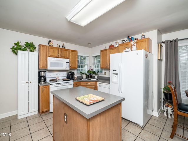 626 Galashiels Place, Wake Forest, NC 27587