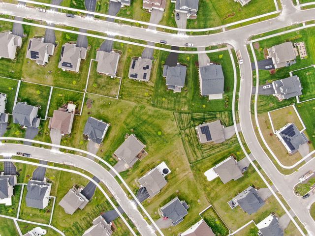 25705 W Rocky Creek Road, Plainfield, IL 60586