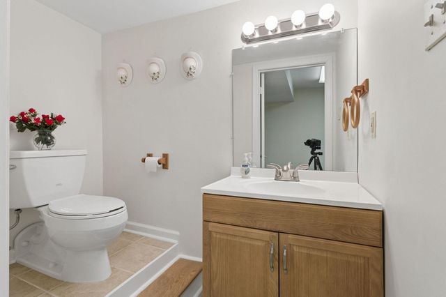 716 WESTFIELD DR, Cinnaminson, NJ 08077