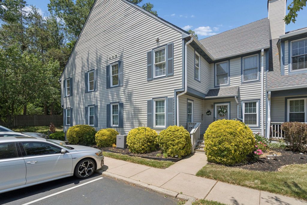 716 WESTFIELD DR, Cinnaminson, NJ 08077