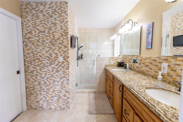 9903 NW 19th St, Coral Springs, FL 33071