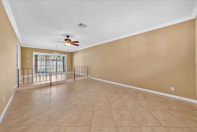 9903 NW 19th St, Coral Springs, FL 33071