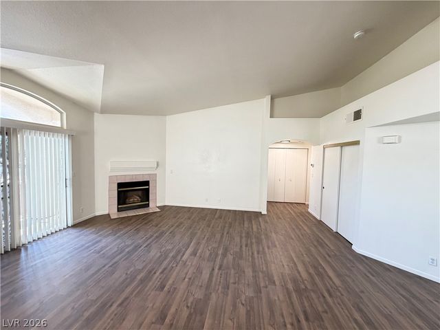 7241 Indian Creek Lane 201, Las Vegas, NV 89149