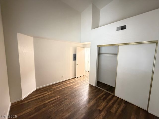 7241 Indian Creek Lane 201, Las Vegas, NV 89149