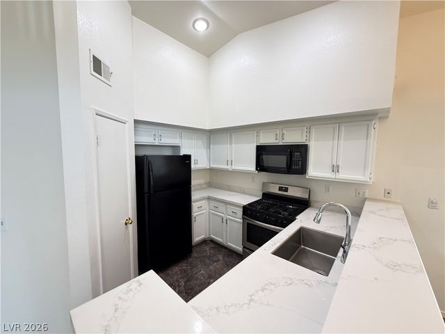 7241 Indian Creek Lane 201, Las Vegas, NV 89149