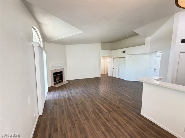 7241 Indian Creek Lane 201, Las Vegas, NV 89149