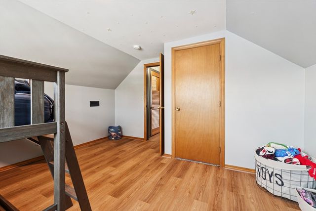 130 Westwood Dr, Nashua, NH 03062