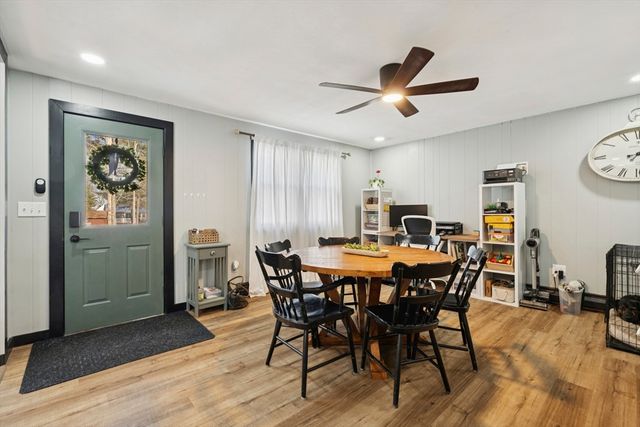 130 Westwood Dr, Nashua, NH 03062