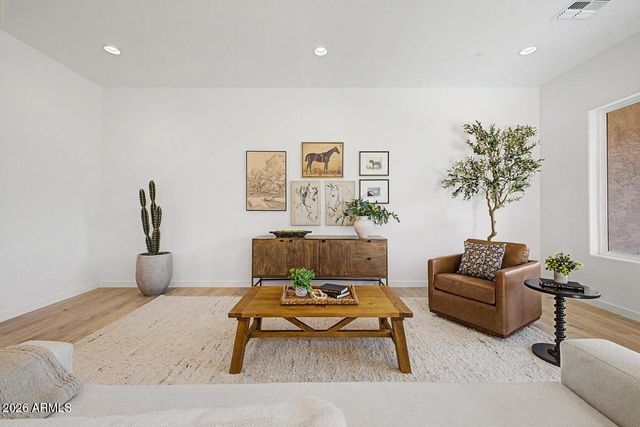 3043 E EVERGREEN Street, Mesa, AZ 85213