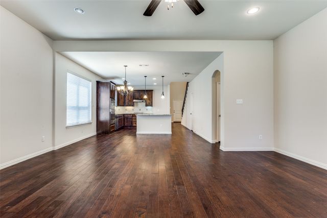 5824 Silverton Avenue, Mckinney, TX 75070