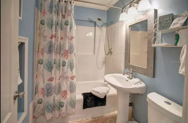 7609 SENRAB DRIVE, Bradenton, FL 34209