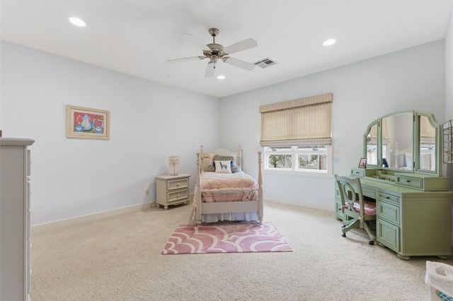 9201 Lake Forest Court N, College Station, TX 77845