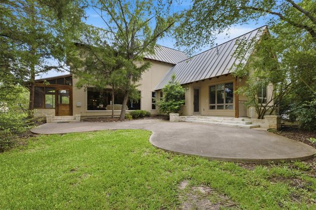 9201 Lake Forest Court N, College Station, TX 77845