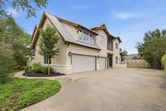 9201 Lake Forest Court N, College Station, TX 77845