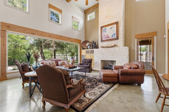 9201 Lake Forest Court N, College Station, TX 77845