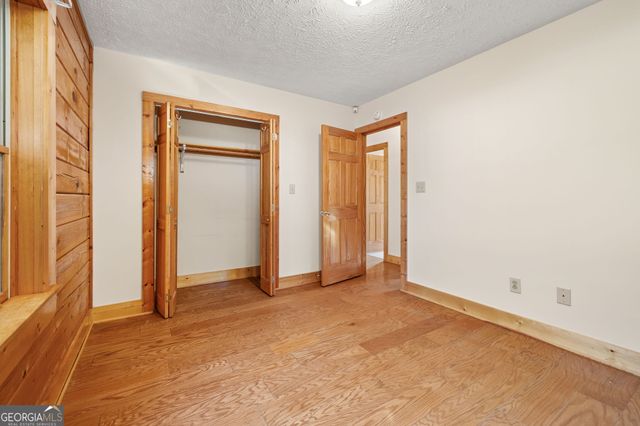 715 Woods Bridge Road, Commerce, GA 30529