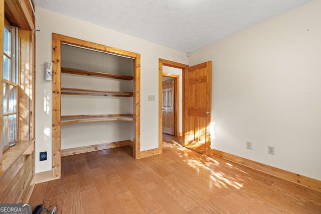 715 Woods Bridge Road, Commerce, GA 30529