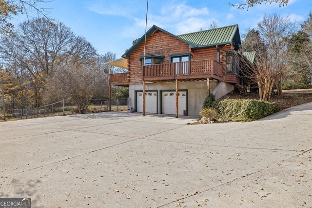 715 Woods Bridge Road, Commerce, GA 30529