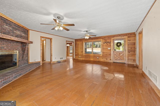 715 Woods Bridge Road, Commerce, GA 30529