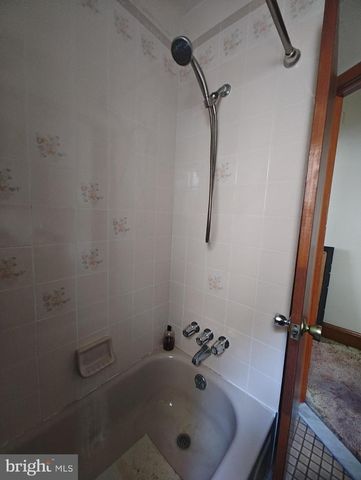 3274 CEDAR ST, Philadelphia, PA 19134