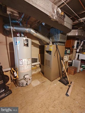 3274 CEDAR ST, Philadelphia, PA 19134