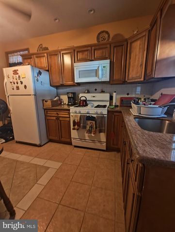 3274 CEDAR ST, Philadelphia, PA 19134