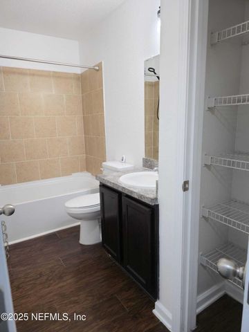 9124 ADAMS Avenue, Jacksonville, FL 32208