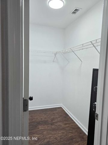 9124 ADAMS Avenue, Jacksonville, FL 32208