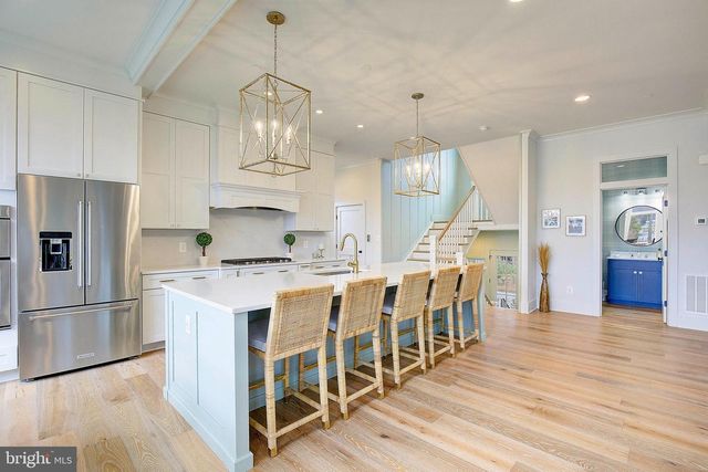 13 ELLIOTT RD, Annapolis, MD 21403