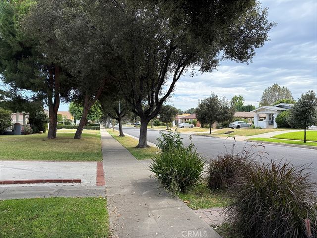 830 N Olive, Alhambra, CA 91801