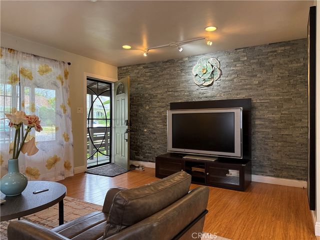 830 N Olive, Alhambra, CA 91801
