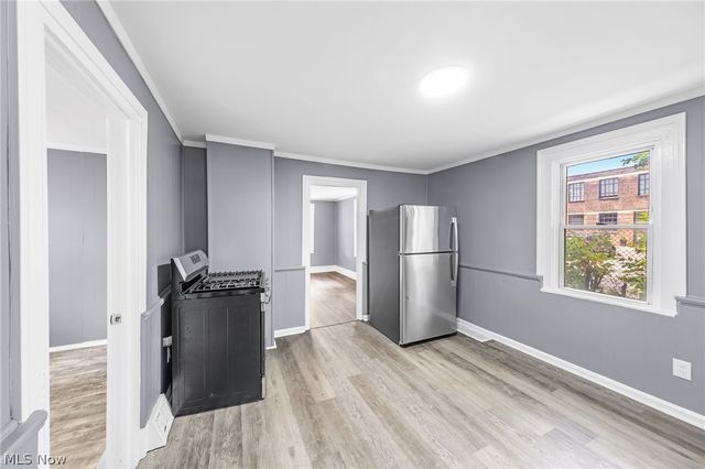 2408 Castle Avenue, Cleveland, OH 44113