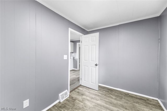 2408 Castle Avenue, Cleveland, OH 44113