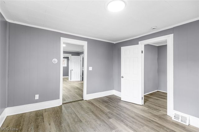 2408 Castle Avenue, Cleveland, OH 44113