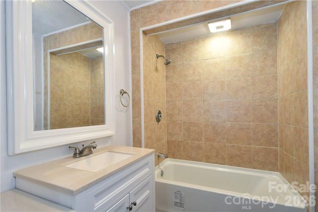 1204 4th Street, Statesville, NC 28677