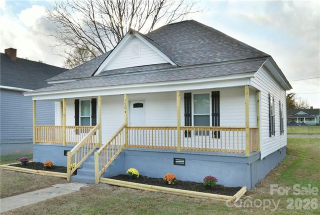 1204 4th Street, Statesville, NC 28677